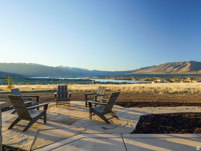 7554 E DOGWOOD DR, Huntsville, UT 84317