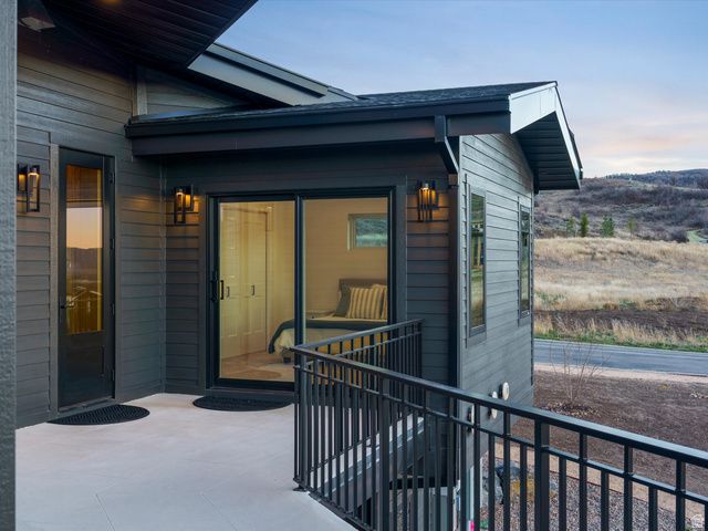 7554 E DOGWOOD DR, Huntsville, UT 84317