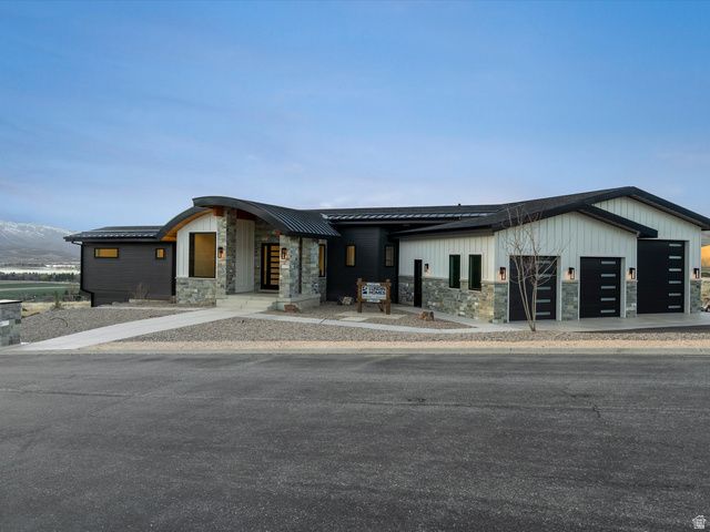 7554 E DOGWOOD DR, Huntsville, UT 84317