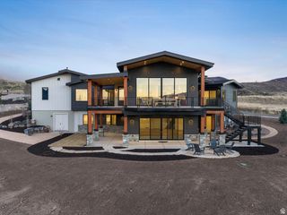 7554 E DOGWOOD DR, Huntsville, UT 84317