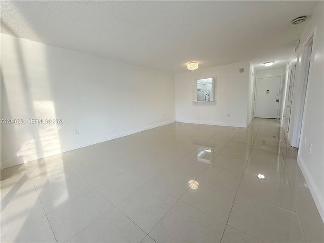 3849 NE 169th Street 204, North Miami Beach, FL 33160