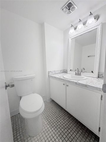3849 NE 169th Street 204, North Miami Beach, FL 33160