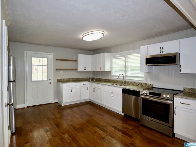 2075 14TH STREET, Calera, AL 35040