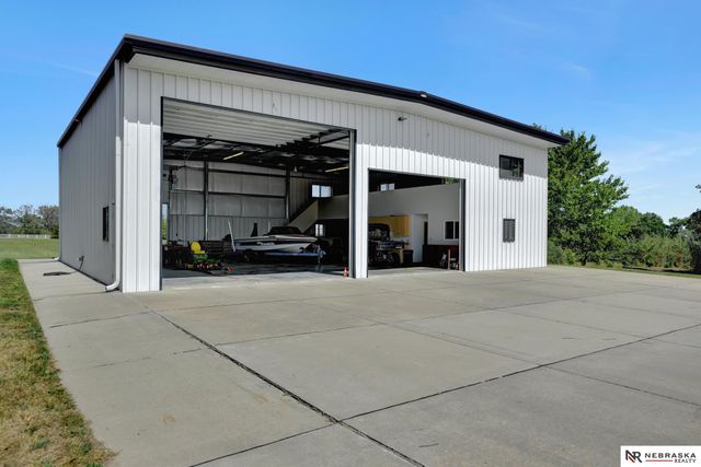 9929 Springlake North Lane, Firth, NE 68358