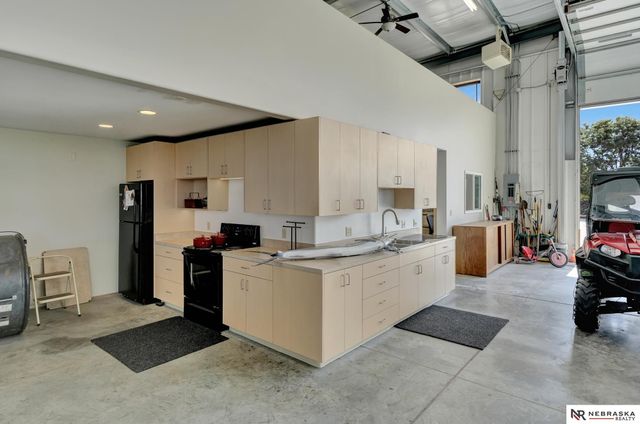 9929 Springlake North Lane, Firth, NE 68358