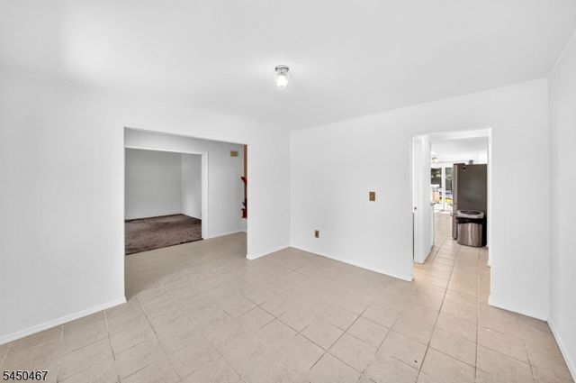15 Harper Rd, South Brunswick Twp., NJ 08852