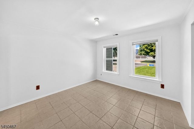 15 Harper Rd, South Brunswick Twp., NJ 08852