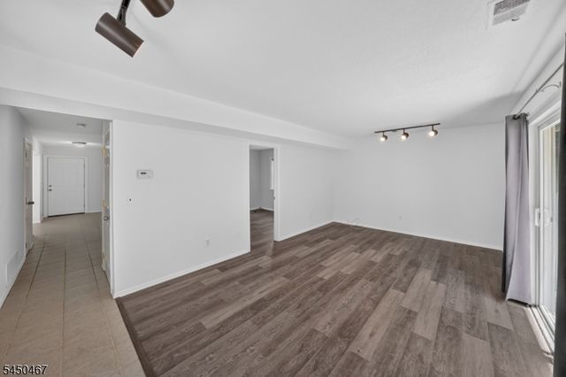 15 Harper Rd, South Brunswick Twp., NJ 08852