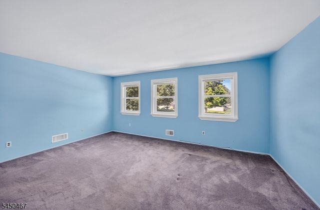 15 Harper Rd, South Brunswick Twp., NJ 08852