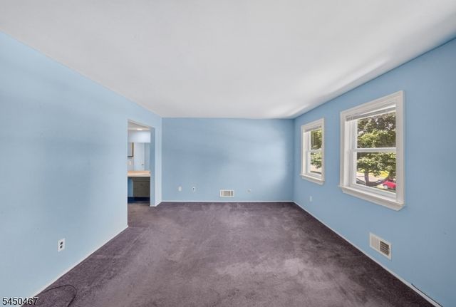 15 Harper Rd, South Brunswick Twp., NJ 08852
