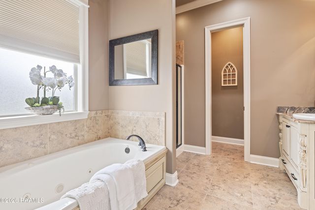 301 Harvest Lane, New Iberia, LA 70563