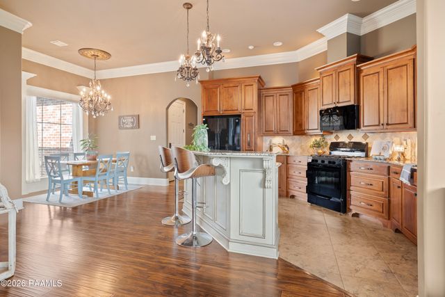 301 Harvest Lane, New Iberia, LA 70563