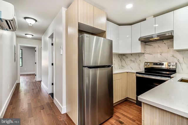 182 E HUNTINGDON ST, Philadelphia, PA 19125