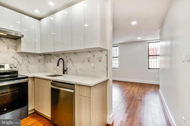 182 E HUNTINGDON ST, Philadelphia, PA 19125