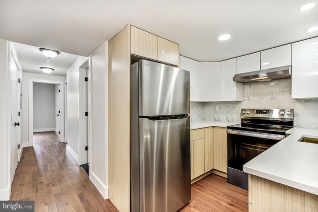 182 E HUNTINGDON ST, Philadelphia, PA 19125