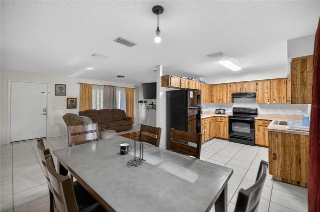 5521 NE 11TH AVENUE, Ocala, FL 34479