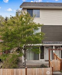 9011 46th Avenue S #B, Seattle, WA 98118