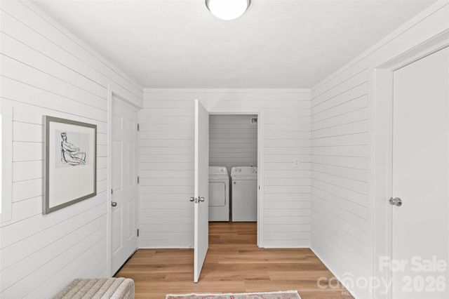 1915 Birchcrest Drive, Charlotte, NC 28205