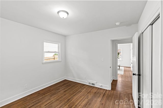 1915 Birchcrest Drive, Charlotte, NC 28205