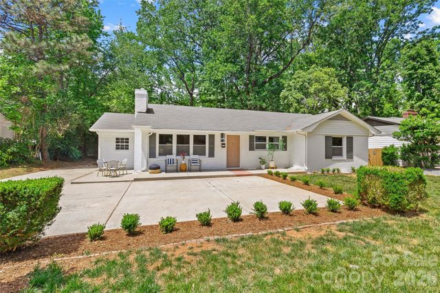 1915 Birchcrest Drive, Charlotte, NC 28205