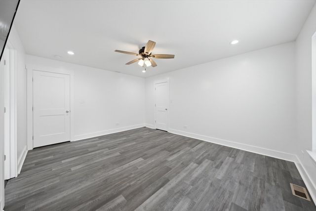 15256 State Street, South Holland, IL 60473