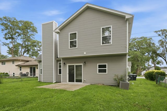 15256 State Street, South Holland, IL 60473