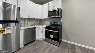 1433 S 32ND ST, Philadelphia, PA 19146