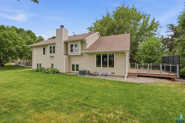 4600 Quail Run Ave Avenue, Sioux Falls, SD 57105