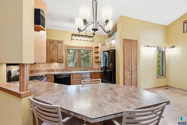 4600 Quail Run Ave Avenue, Sioux Falls, SD 57105