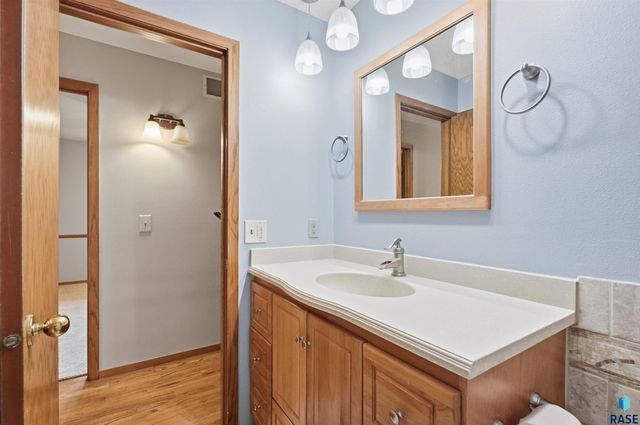 4600 Quail Run Ave Avenue, Sioux Falls, SD 57105