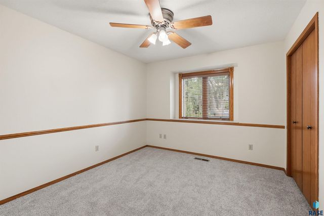 4600 Quail Run Ave Avenue, Sioux Falls, SD 57105