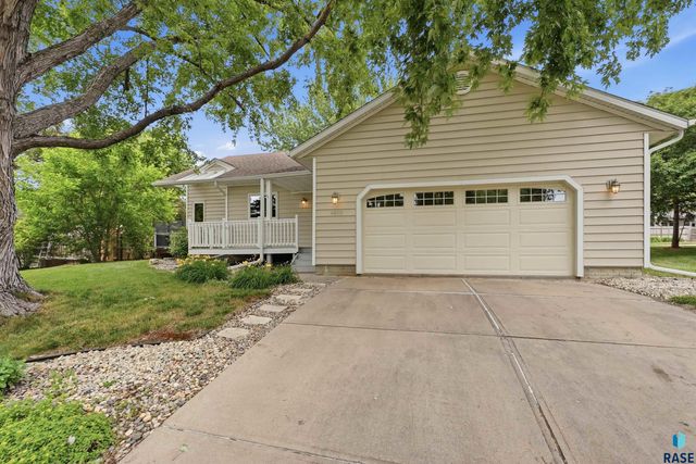 4600 Quail Run Ave Avenue, Sioux Falls, SD 57105