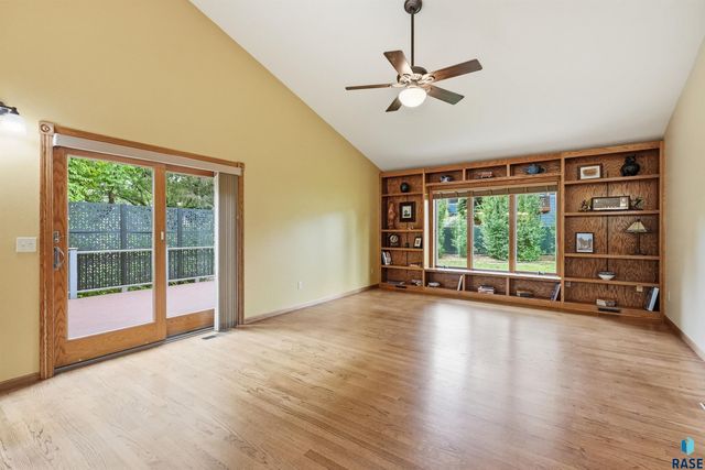 4600 Quail Run Ave Avenue, Sioux Falls, SD 57105