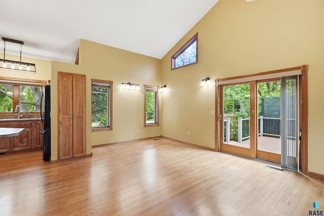 4600 Quail Run Ave Avenue, Sioux Falls, SD 57105