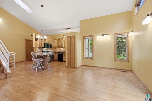 4600 Quail Run Ave Avenue, Sioux Falls, SD 57105