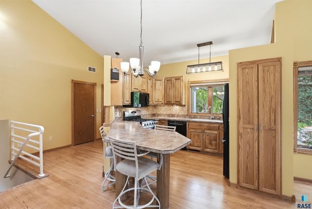 4600 Quail Run Ave Avenue, Sioux Falls, SD 57105