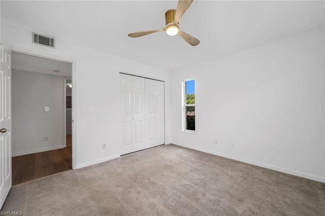 208 Furse Lakes CIR D6, Naples, FL 34104