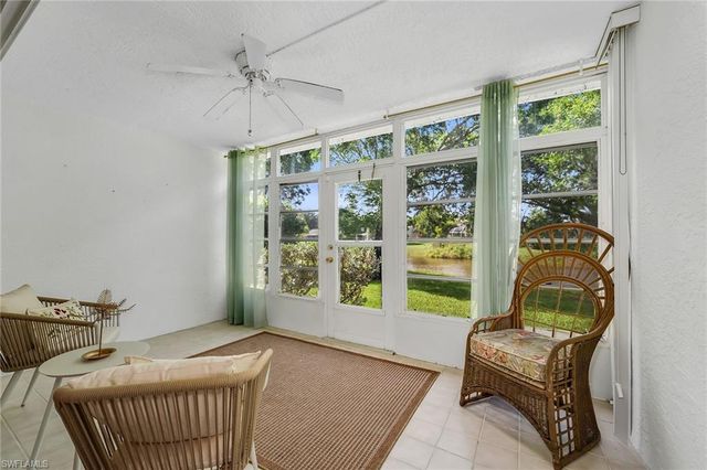 208 Furse Lakes CIR D6, Naples, FL 34104