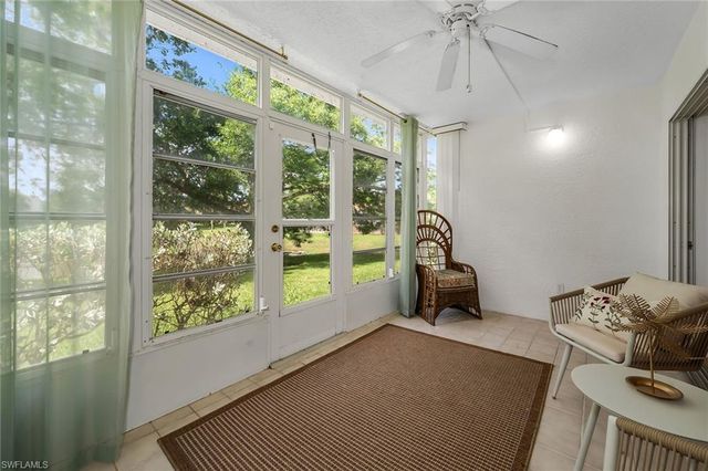 208 Furse Lakes CIR D6, Naples, FL 34104