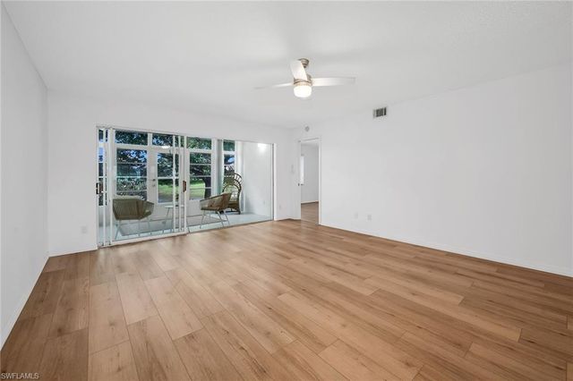 208 Furse Lakes CIR D6, Naples, FL 34104