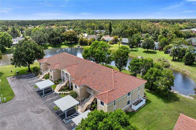208 Furse Lakes CIR D6, Naples, FL 34104