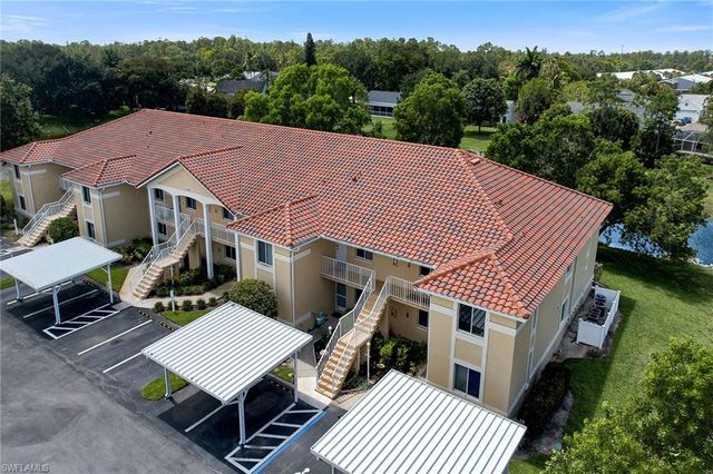 208 Furse Lakes CIR D6, Naples, FL 34104