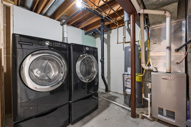 1505 Cottonwood Lane NE, Cedar Rapids, IA 52402