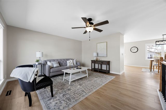 1505 Cottonwood Lane NE, Cedar Rapids, IA 52402