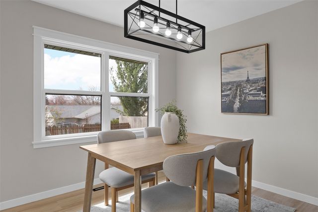 1505 Cottonwood Lane NE, Cedar Rapids, IA 52402