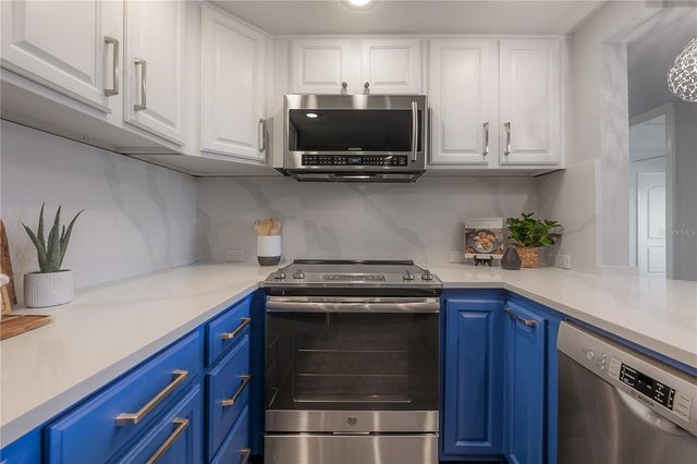 4141 BAYSHORE BOULEVARD 1003, Tampa, FL 33611