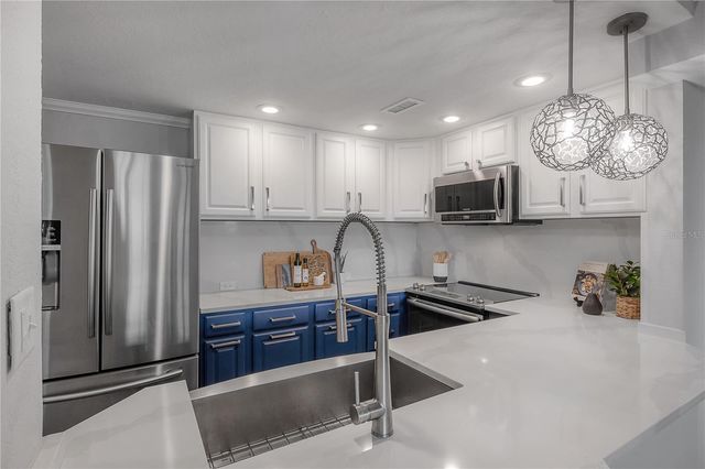 4141 BAYSHORE BOULEVARD 1003, Tampa, FL 33611
