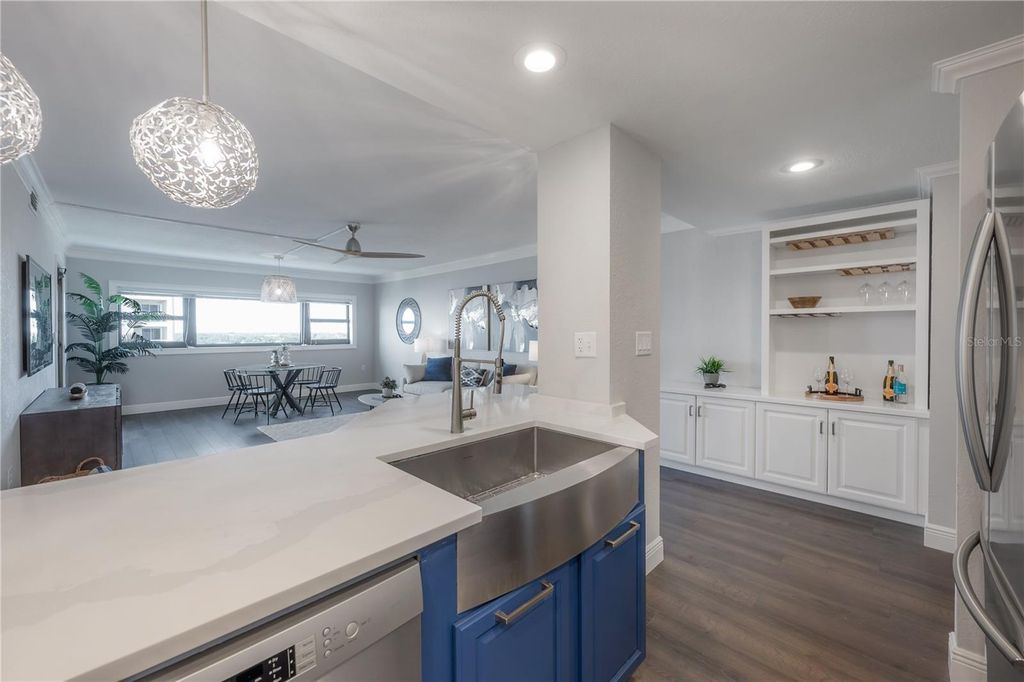 Image 9 of property listing at 4141 BAYSHORE BOULEVARD 1003, Tampa, FL 33611