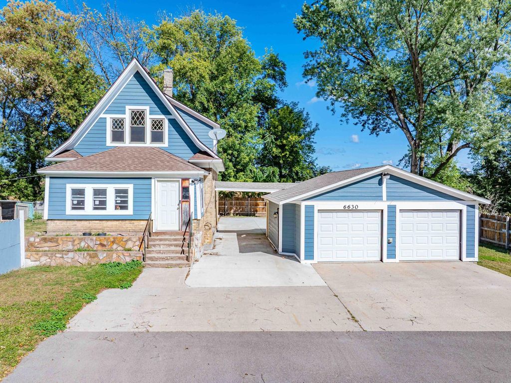 6630 Augusta Road, Chaska, MN 55318 — exterior