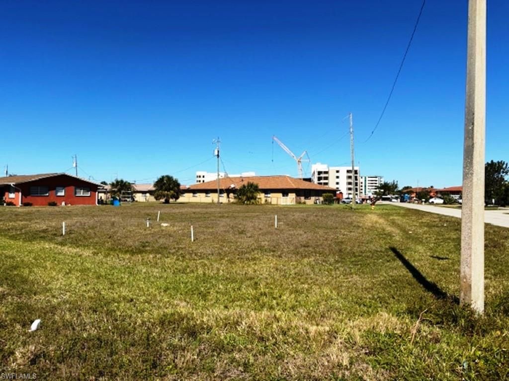 4831 Marine DR, CAPE CORAL, FL 33904 — exterior